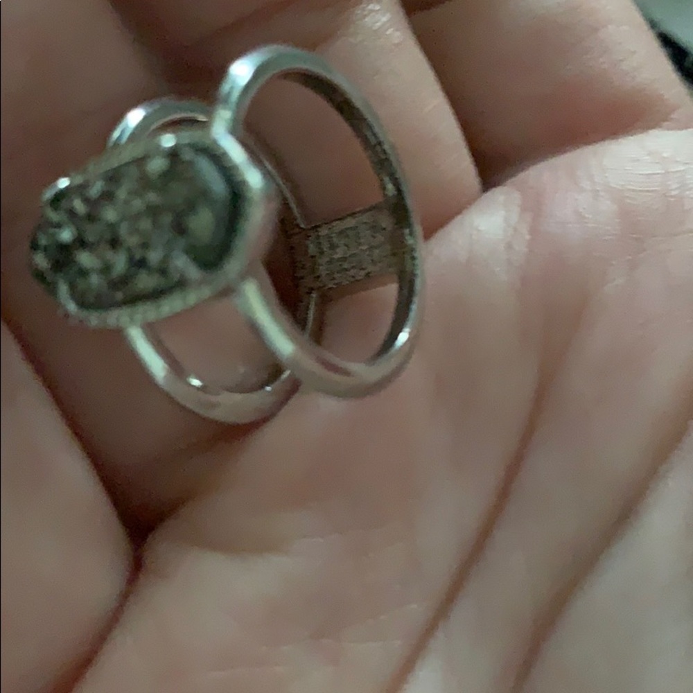 kendra scott ring - Picture 5 of 5